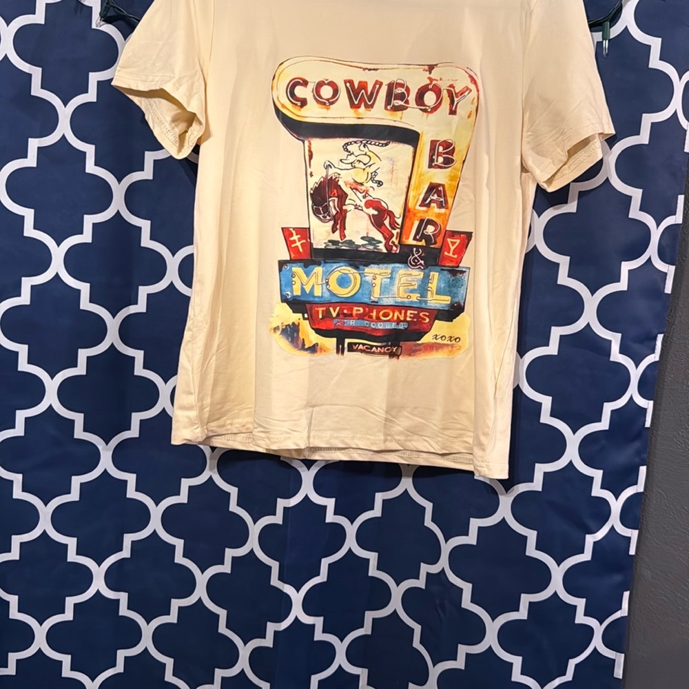 Vintage Cowboy Motel Graphic T-Shirt